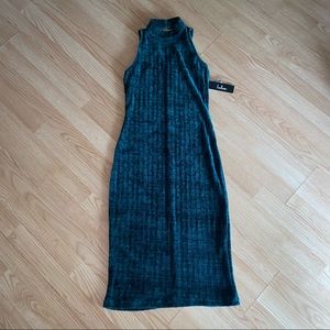 NWT Lulu’s Green Velour A-Line Silhouette Dress